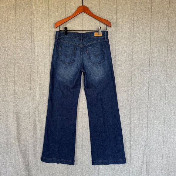 Levi's Y2K Demi Curve Classic Mid Rise Wide Leg Dark Wash Size 10 / 30 - Picture 5 of 15